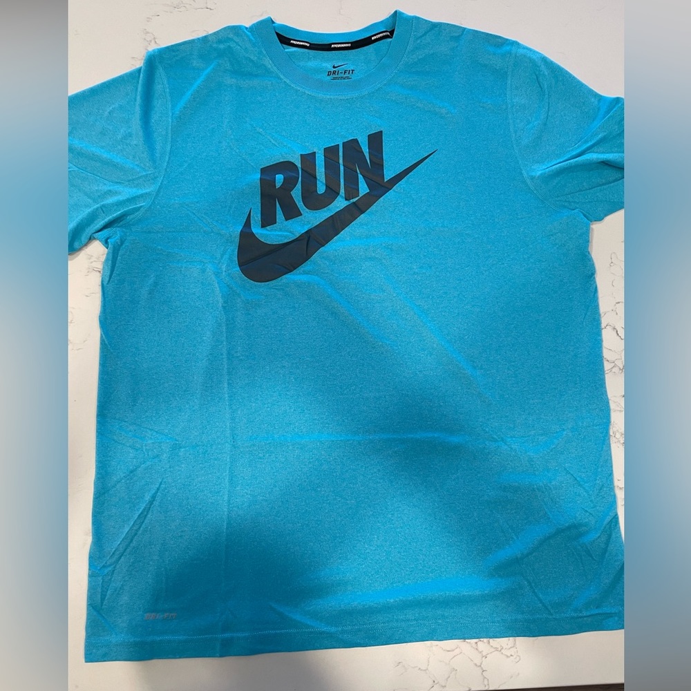 Nike Dri-fit Men’s T Shirt Large